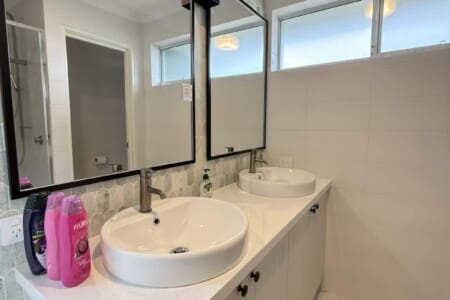 65a840a0 d4cd 48 ibkQJ