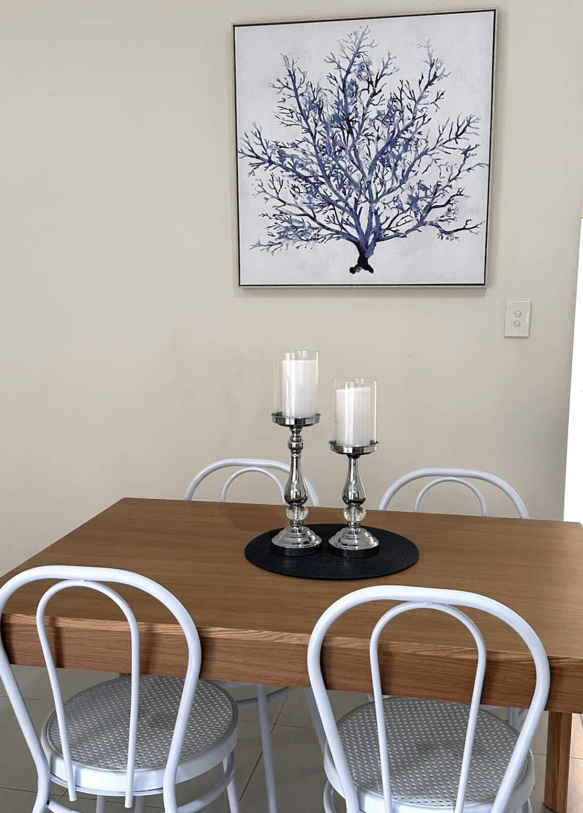 6694240d c8f3 4c HRJIA