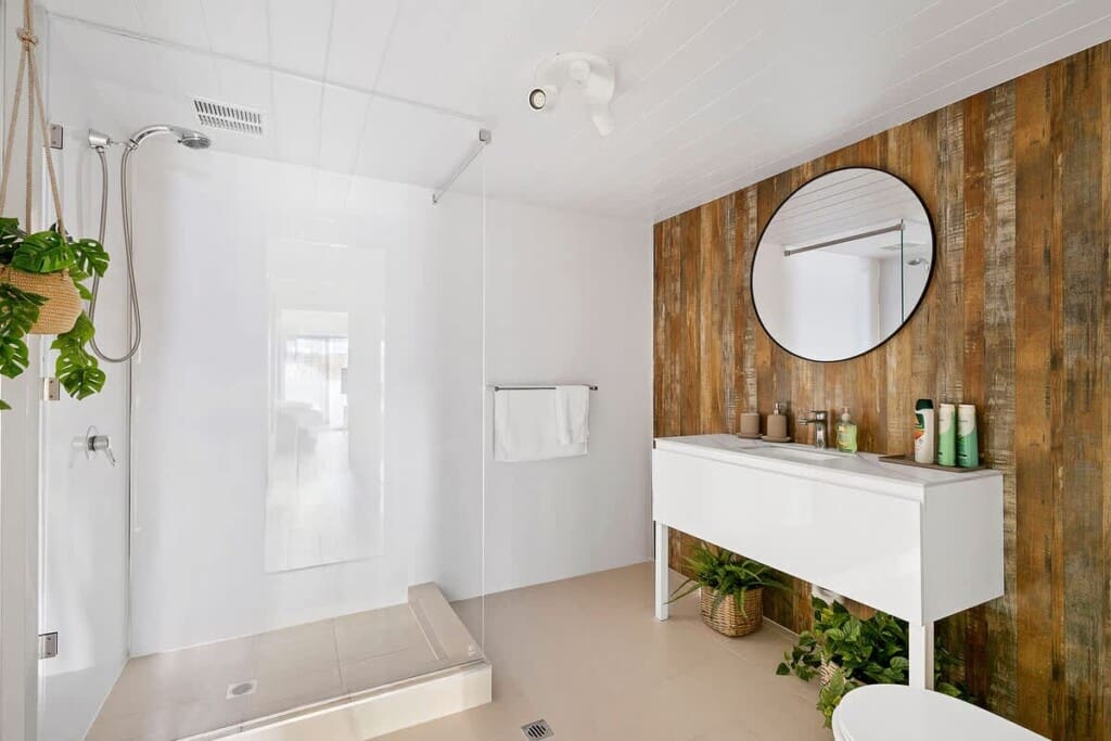 686c3652 9c4b 49 rP2qM