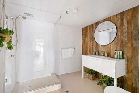 686c3652 9c4b 49 rP2qM