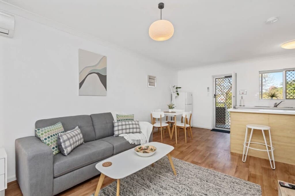 6bbe0d41 249f 4f Ev07Q