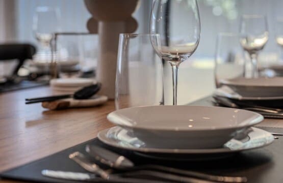 80d5383e 6691 44 5gmMX