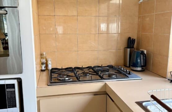 822921be 804c 4b zNytW