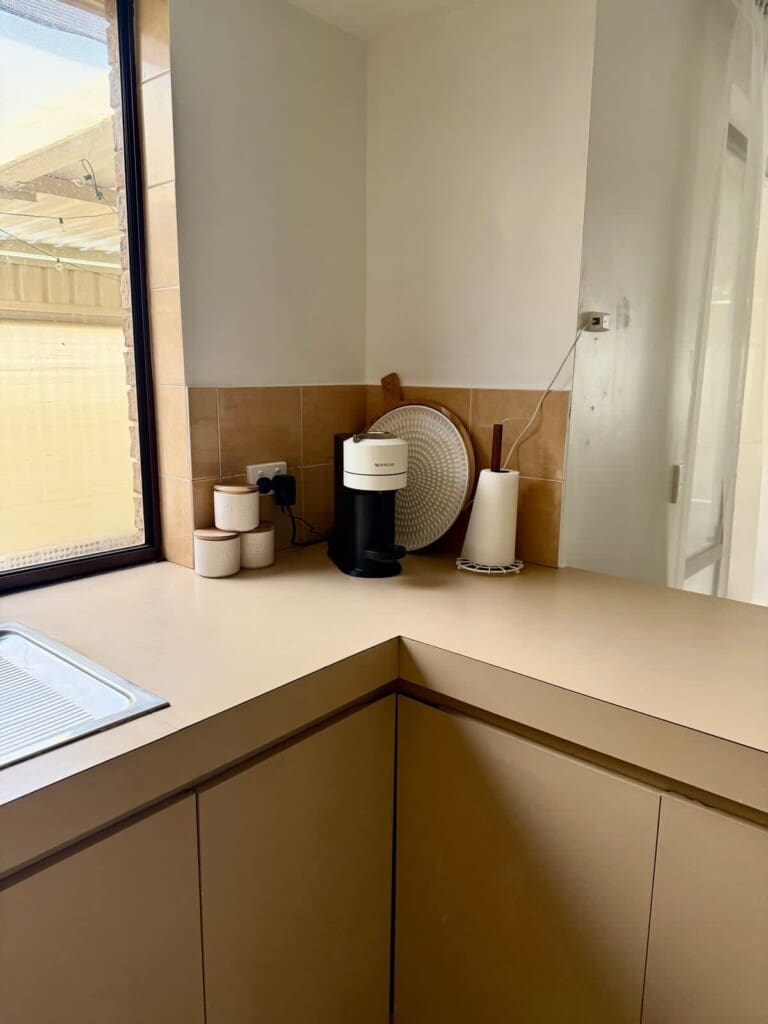 84ef748a 3efe 45 oI98B