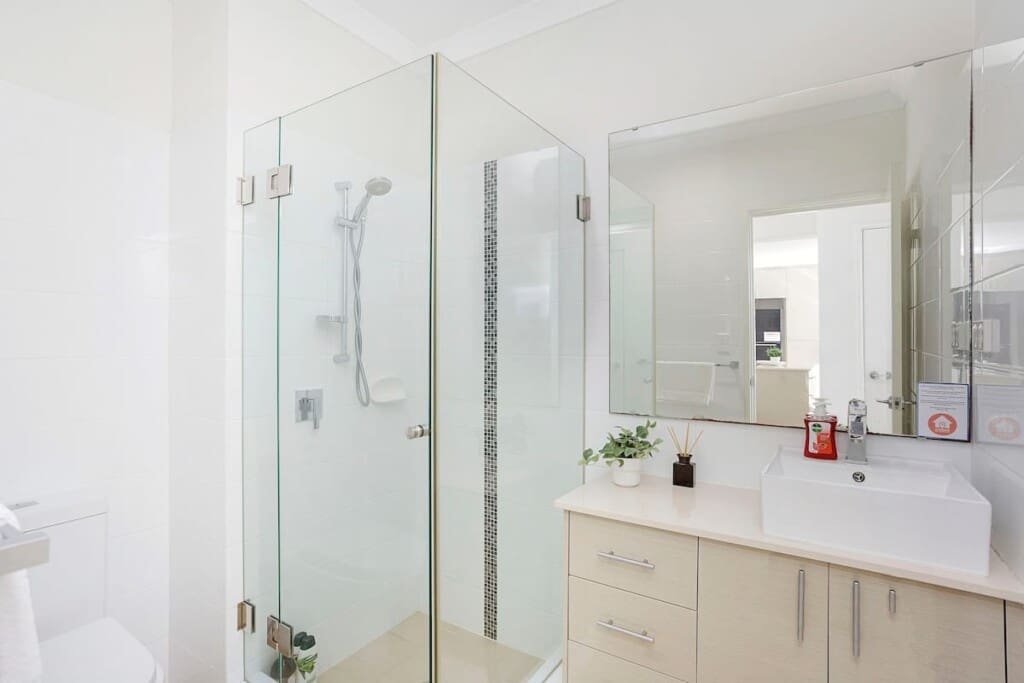 8f97ddd8 b931 4e WES0f