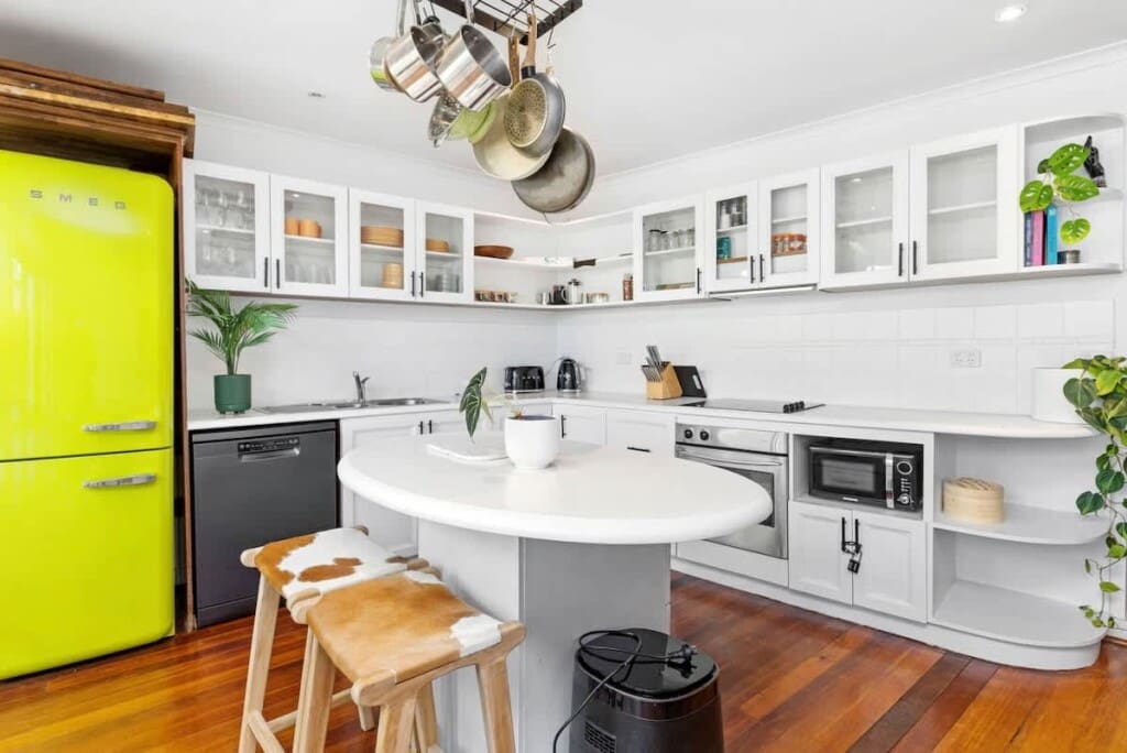 9a4cb704 a2cd 48 tSzQK