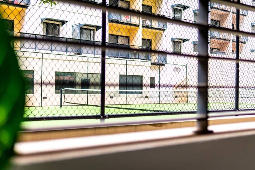 9db32aef 48e2 41 0T6Ca