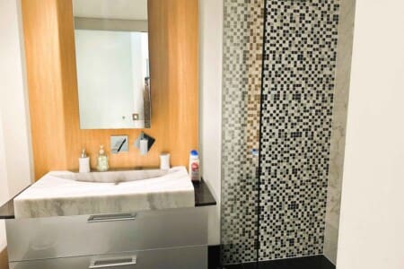 9e1fd994 cfb9 4b hFFtT