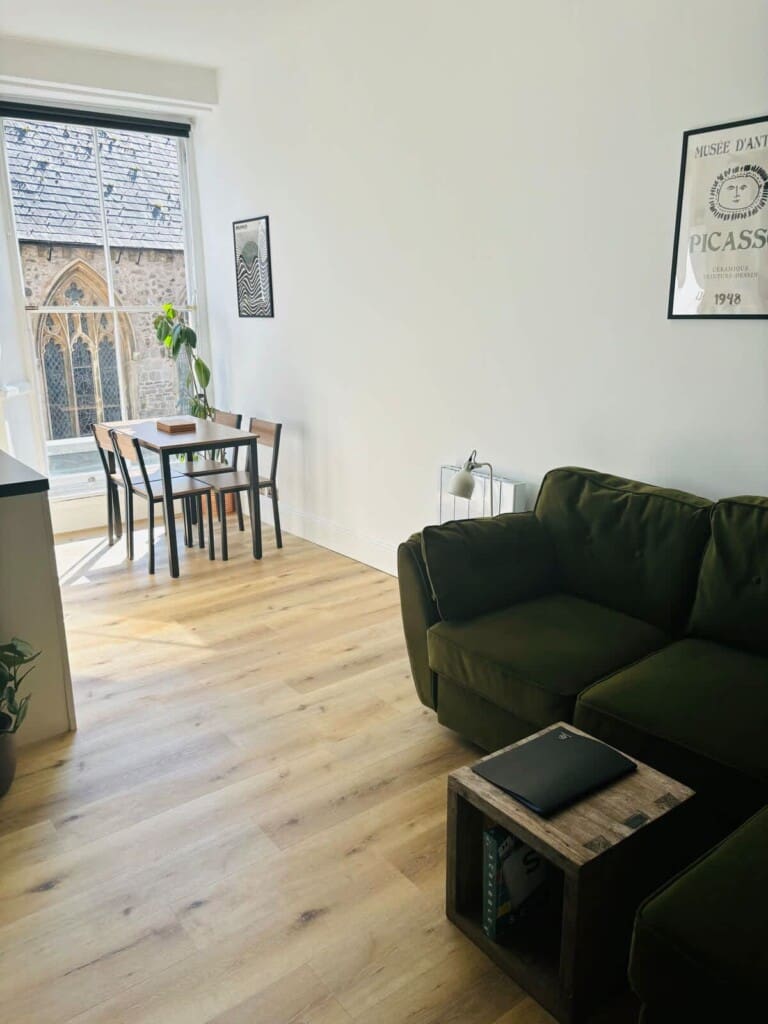 9fdfdfdc 0be1 44 8 6y6