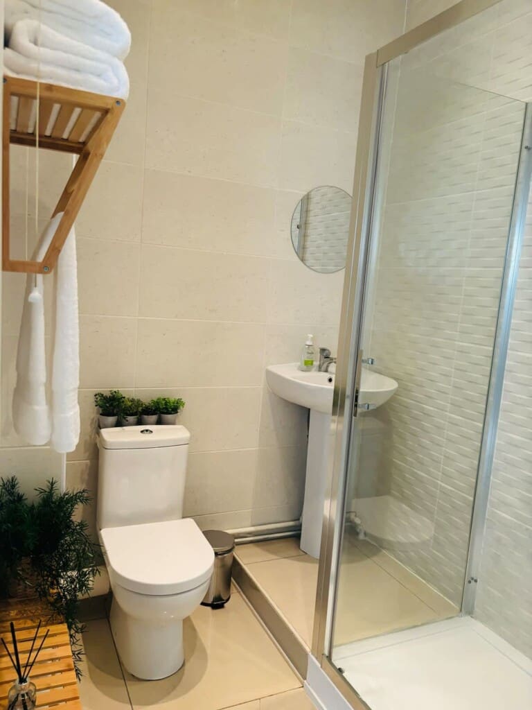 a0e176a5 321f 42 ZJBd