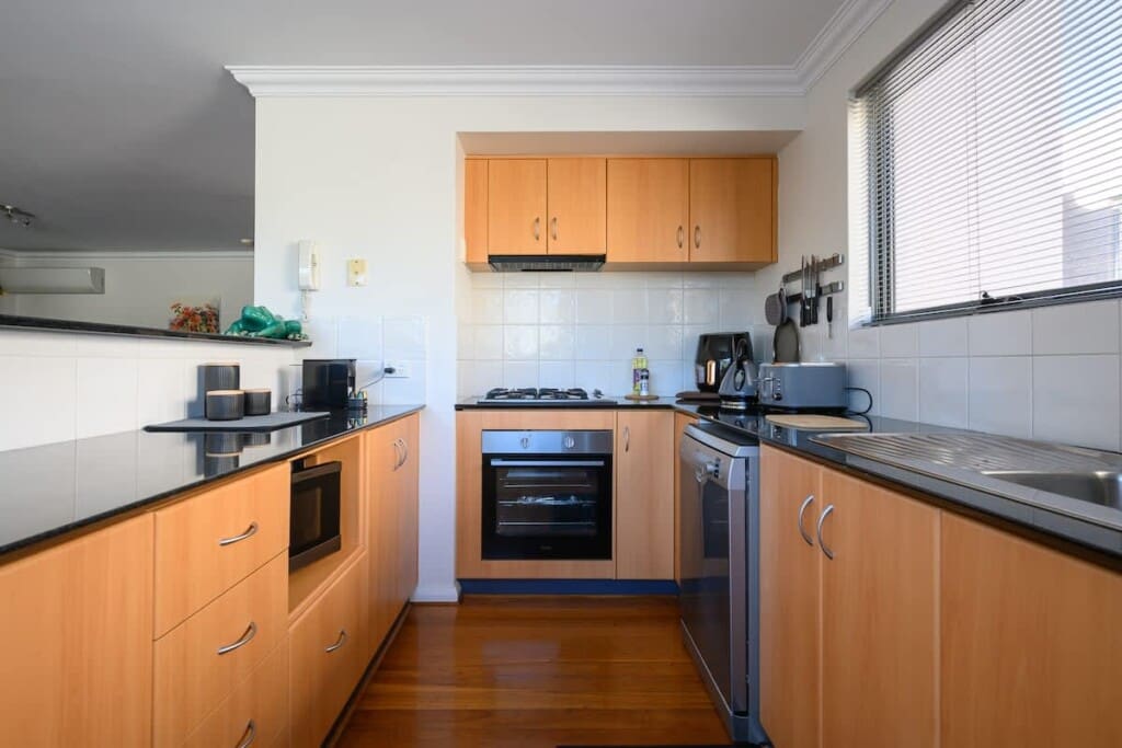 a17bbbee 2255 4c 6n32h