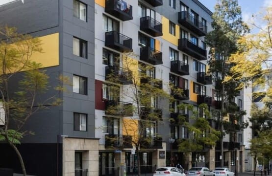 ae8aac46 0c7d 4b AJ1Al