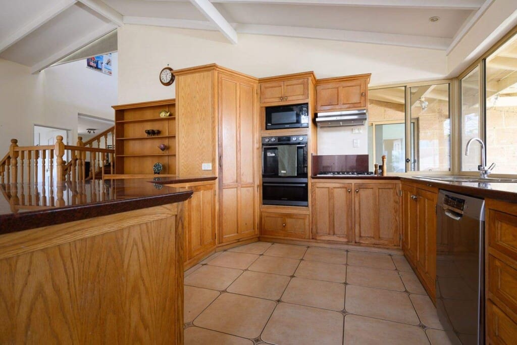 afb0kc3mni6qmyu9qvyd