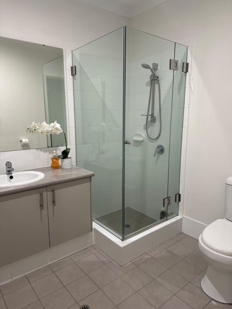 b17244f2 c2b7 49 wFL0b