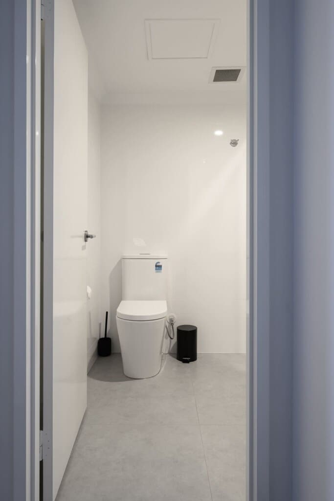 bb72c2fc 1c2c 42 1rgaA