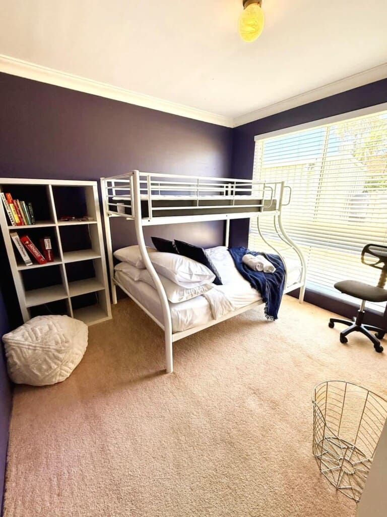 be9d6ad9 e84b 47 0T1r