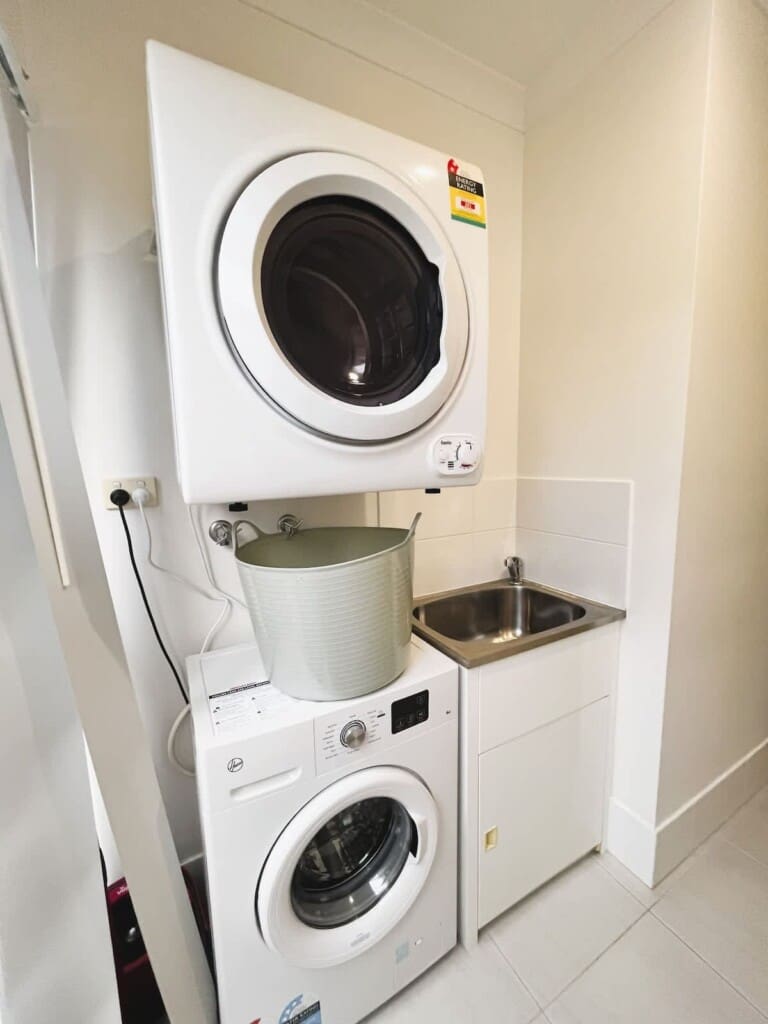 c09ed170 c4ce 48 mFwBy