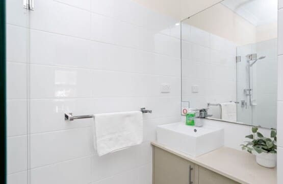 c44fb636 d358 42 zArP6