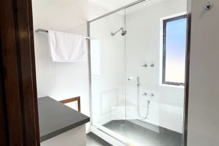 c92bf612 8384 4e dNmoI