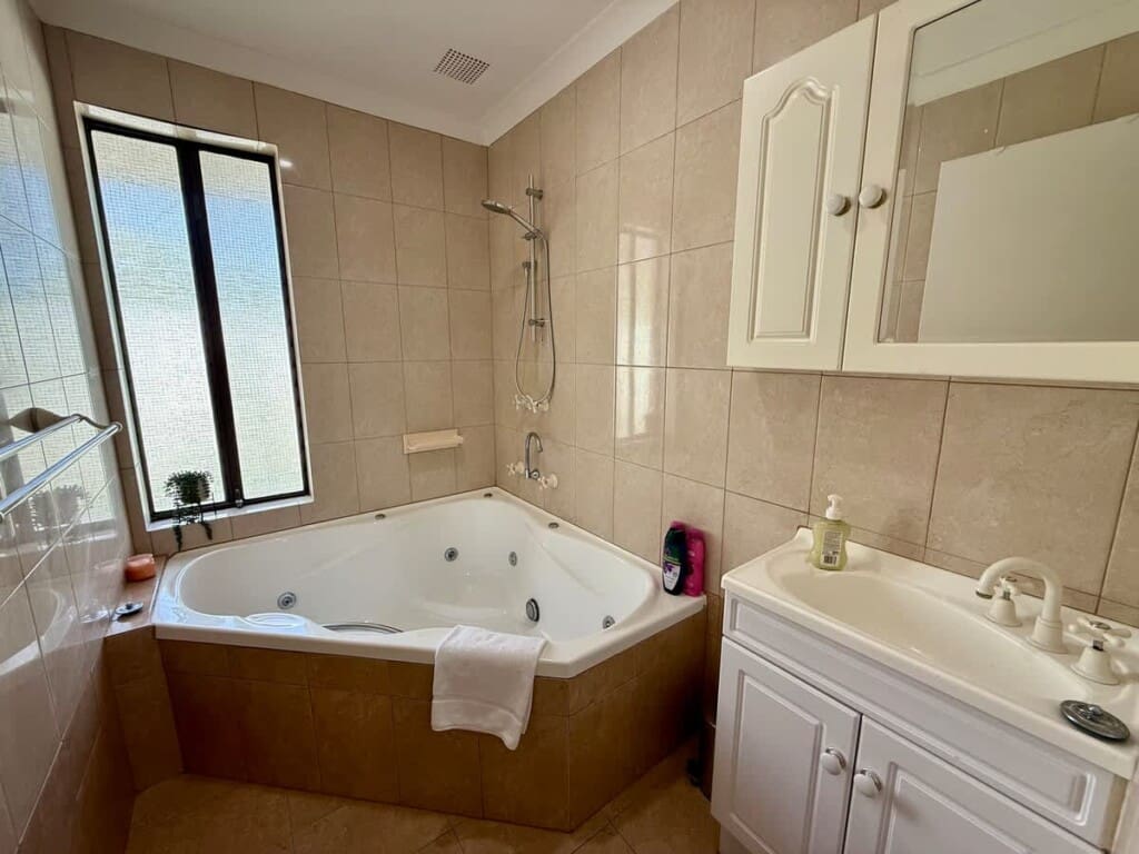 d222b0a4 a81c 4b yqdWa