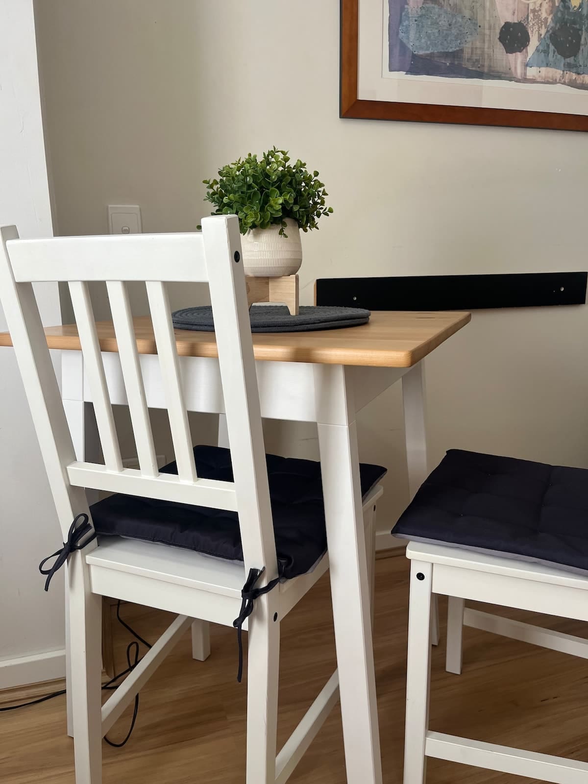 e571b42c b15a 40 tIwLc