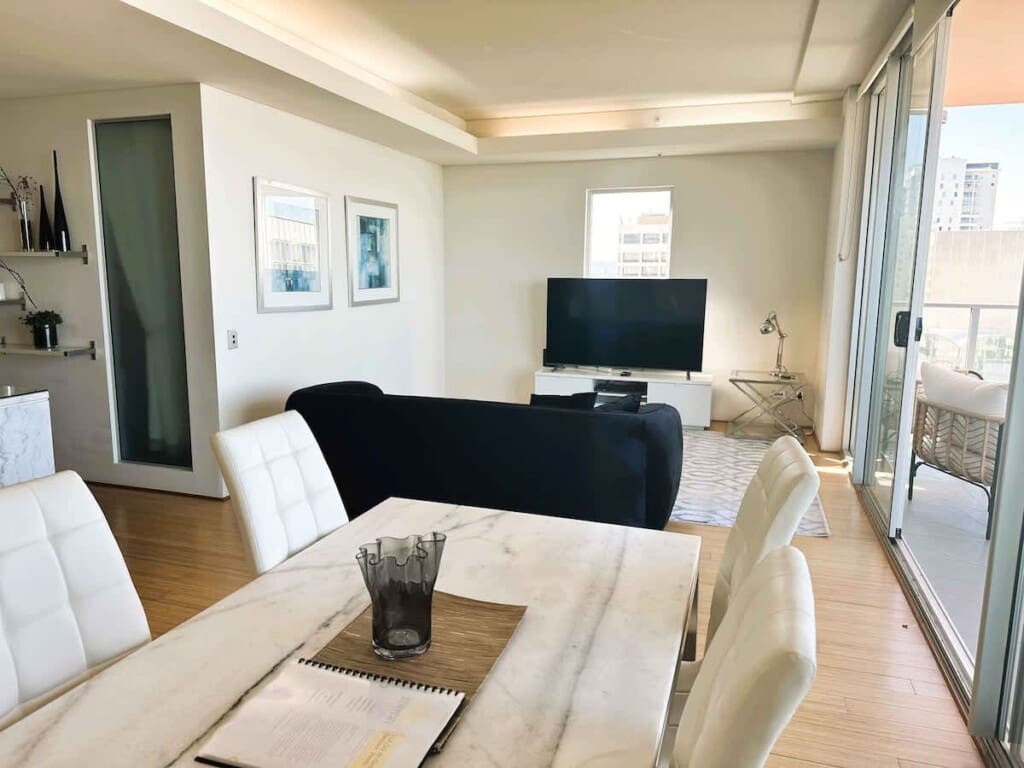 e9edbe2c 86ce 4f gYUX5