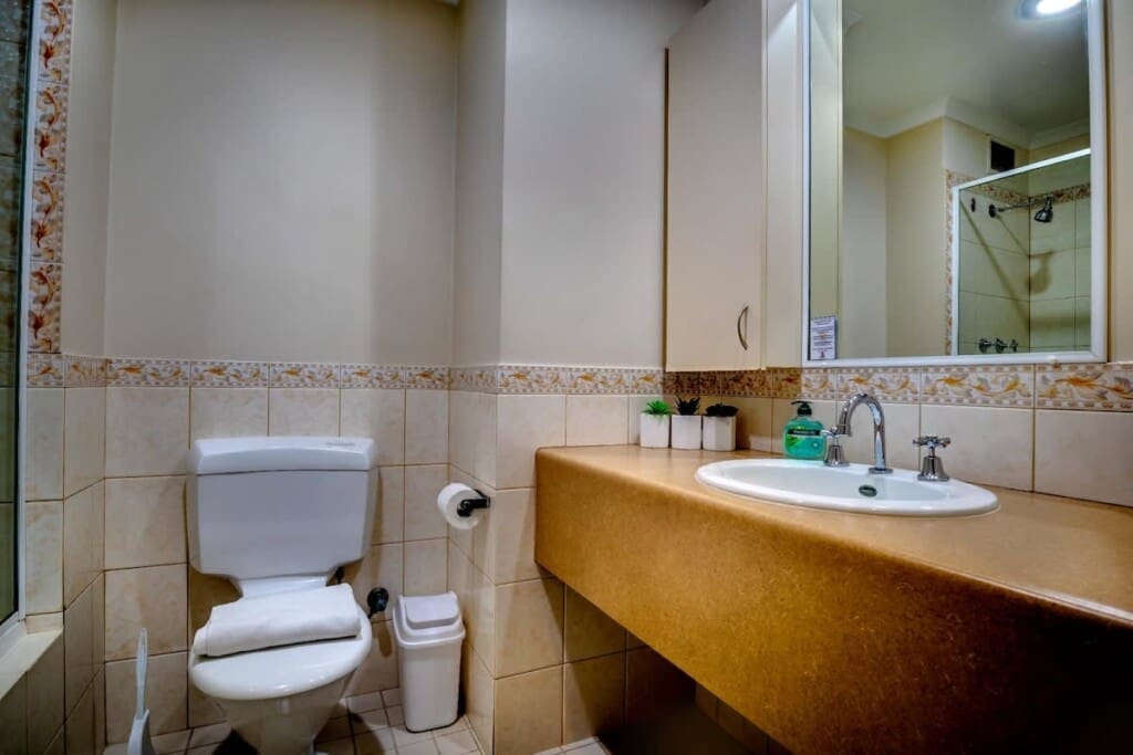 ea5eb306 1d05 44 zBliK