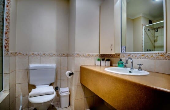 ea5eb306 1d05 44 zBliK