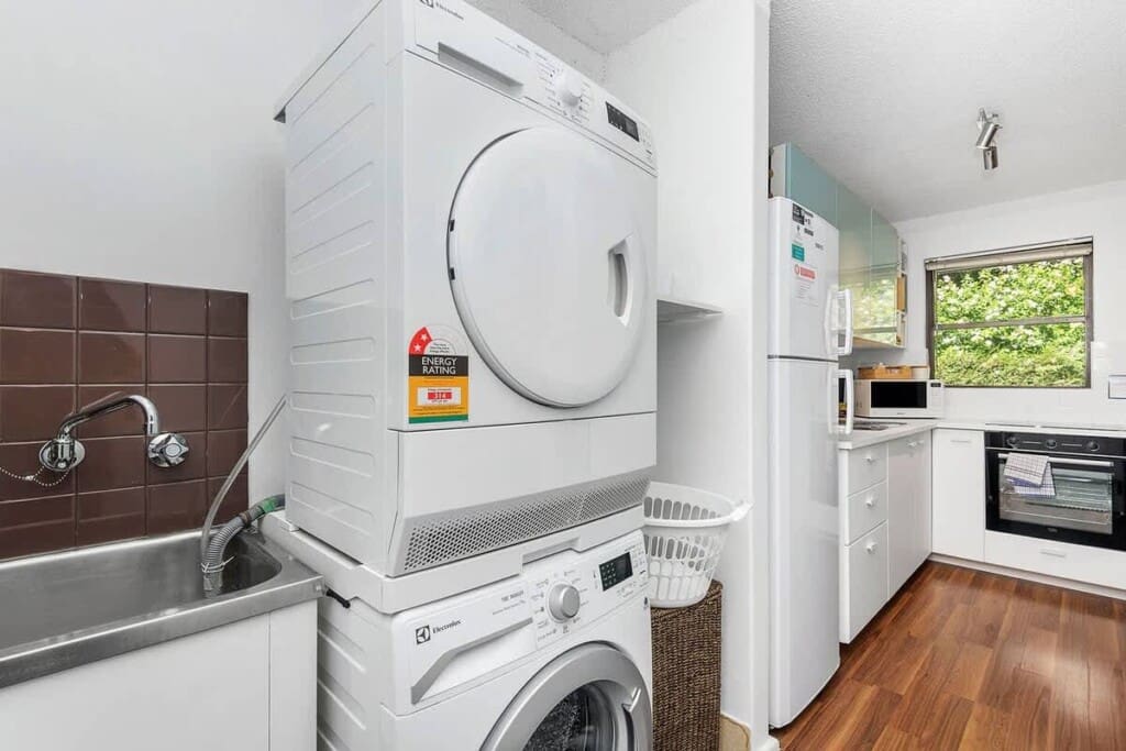 ed0903f6 3086 47 ES1oI