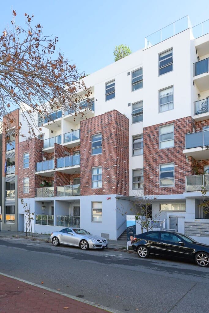 f2ff96f1 fc55 4f 4qF C