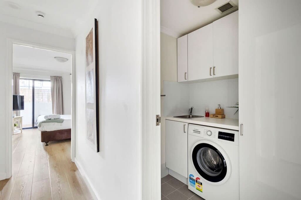 f75b7dde 905f 44 ND5q