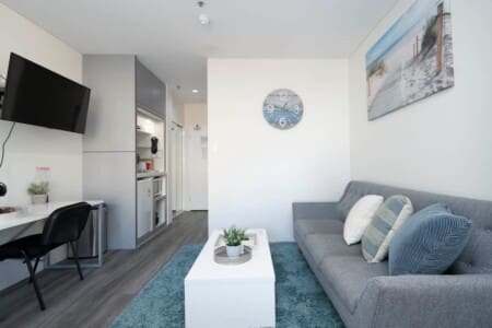 fde7ed7e 3ad1 4e 7z7M6