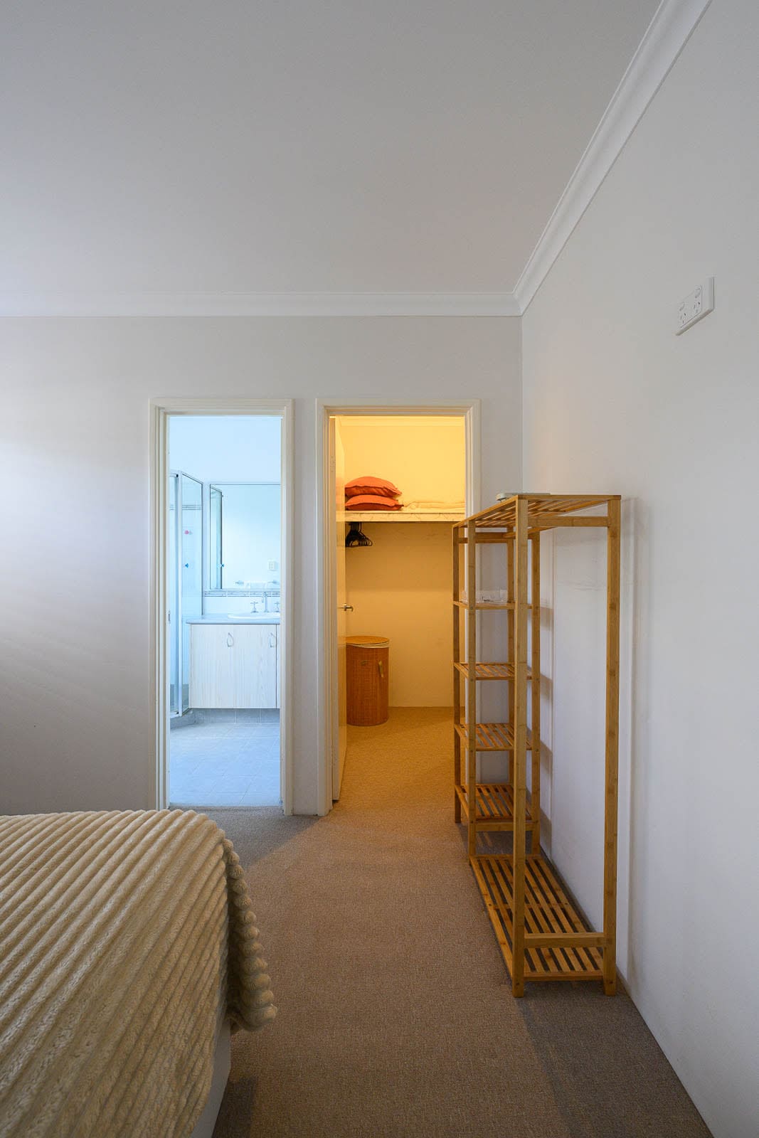 moehcds1ihehrrmmwxaa