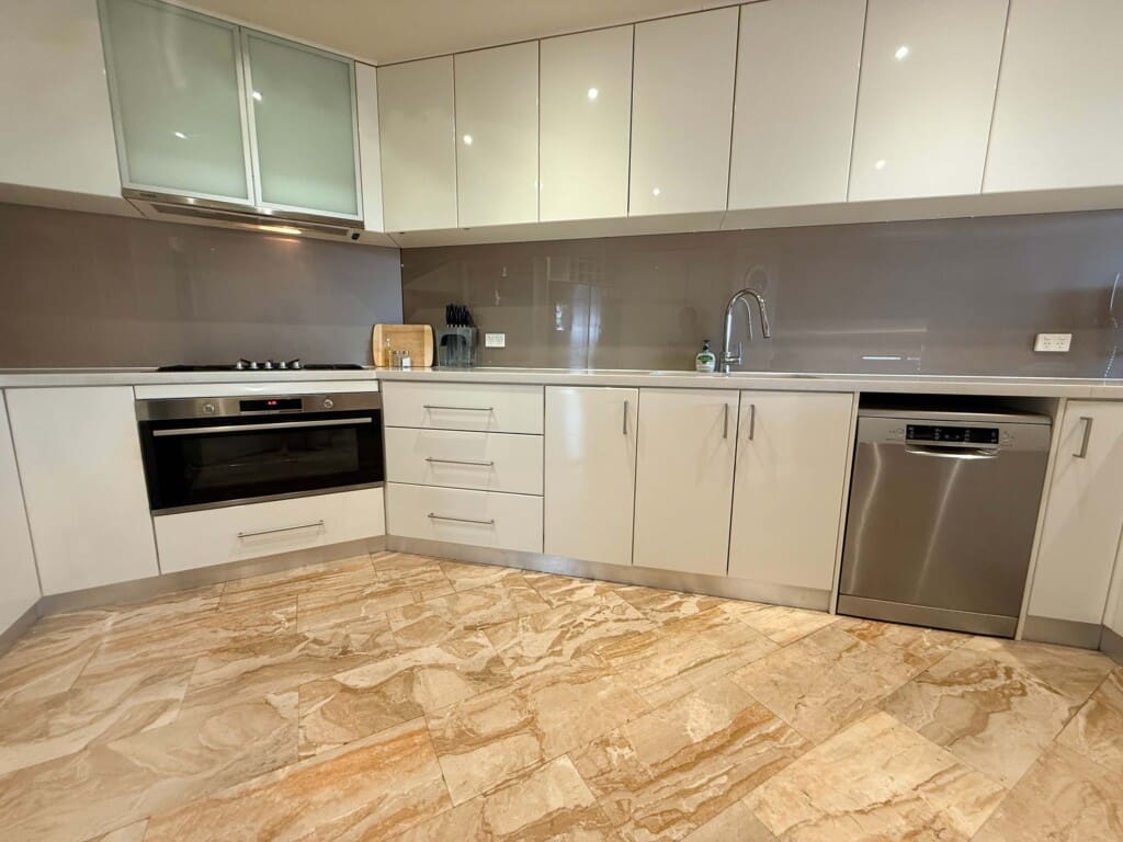 oj0oxkwjl8zr6fez7b2v