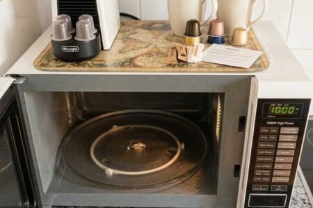 b294jamg3jrqhorzoi2i