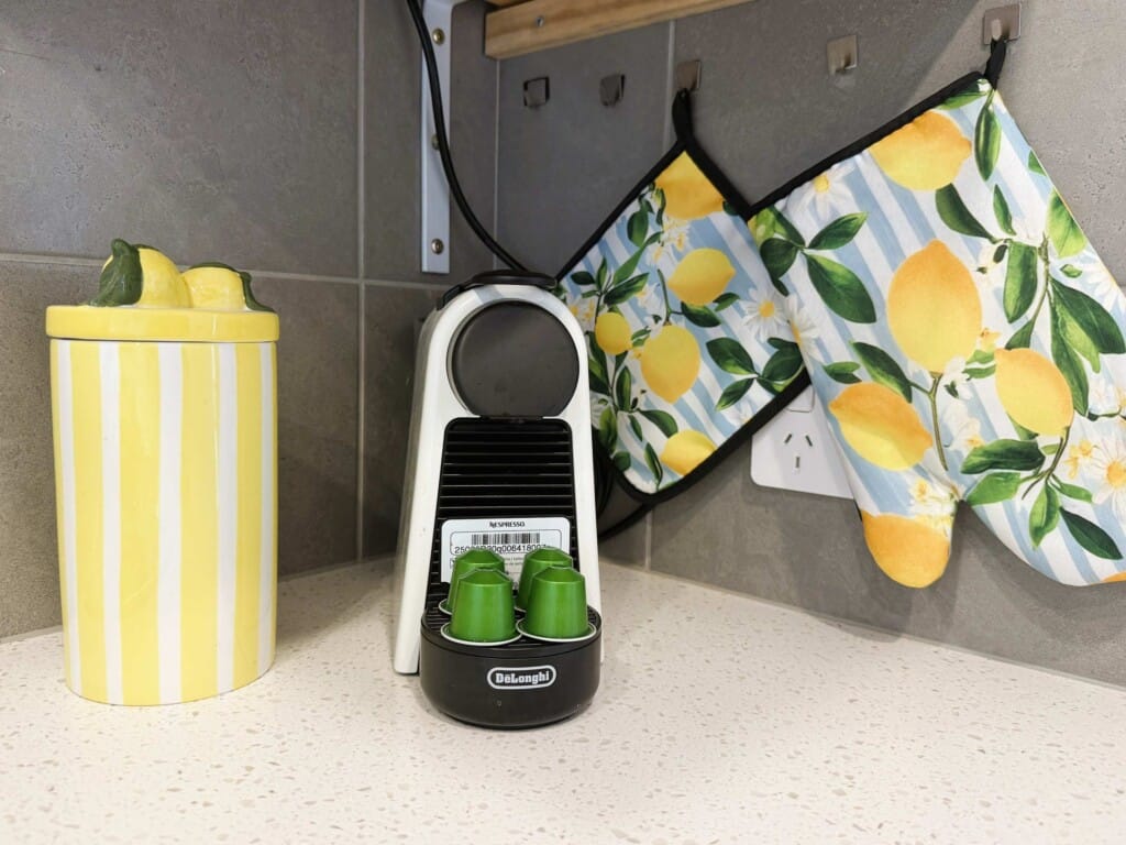 hrjfqqjqzv1dxfhsvvm3
